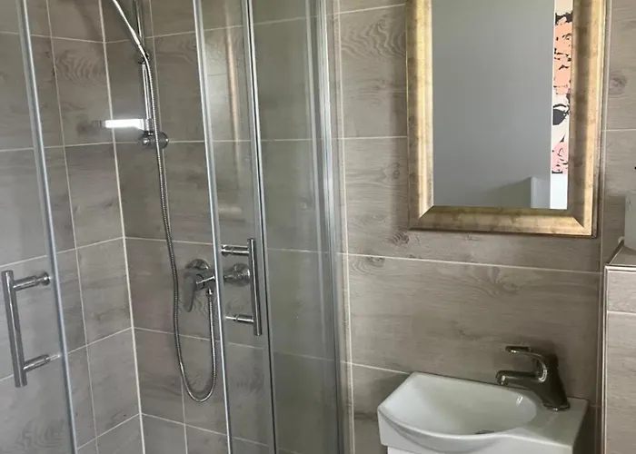 Rum i privatbostad Appartementshaus Vlora *